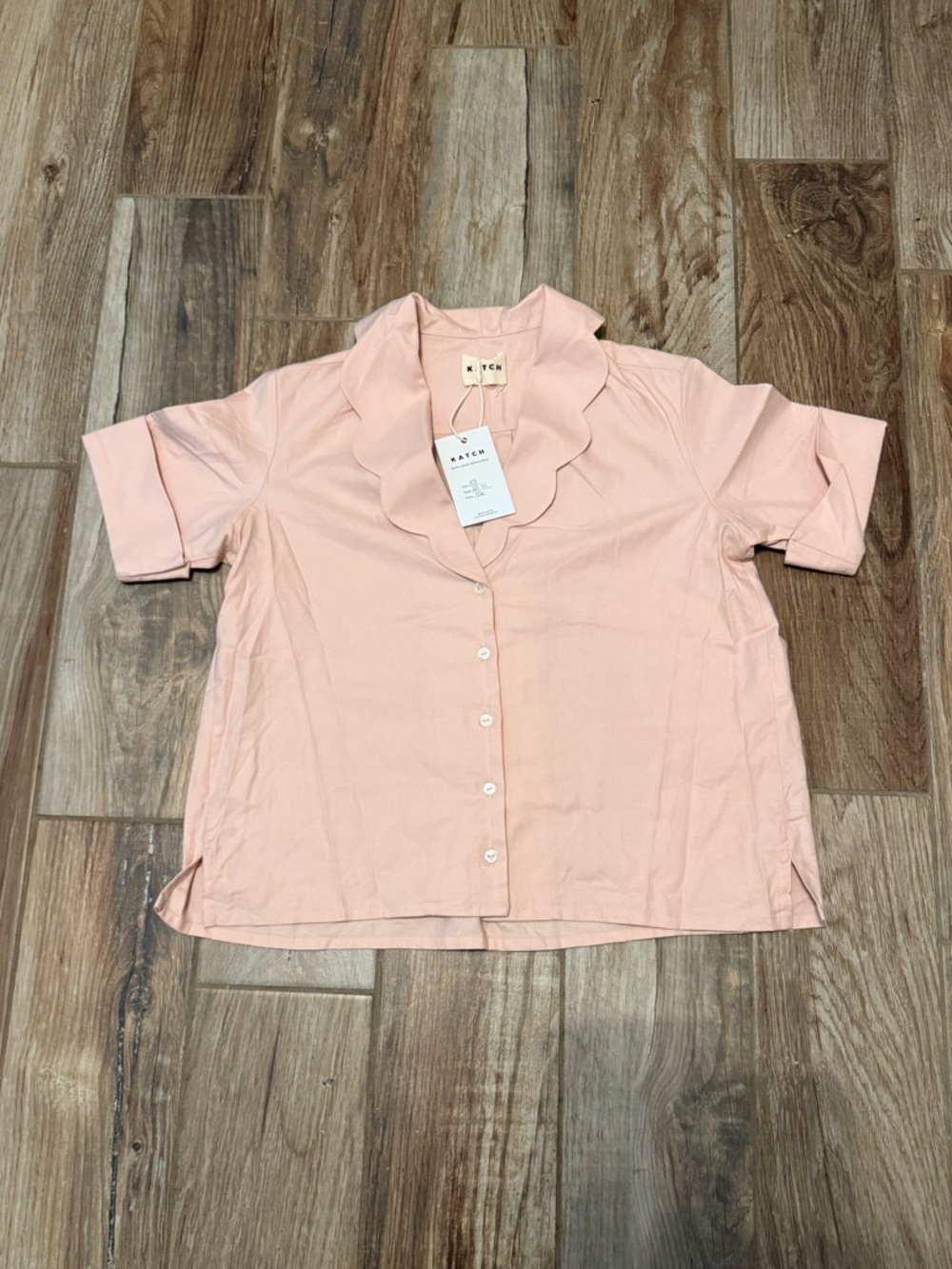 Katch Luxury Organic Cotton Scalloped V Neck Button Down Top
